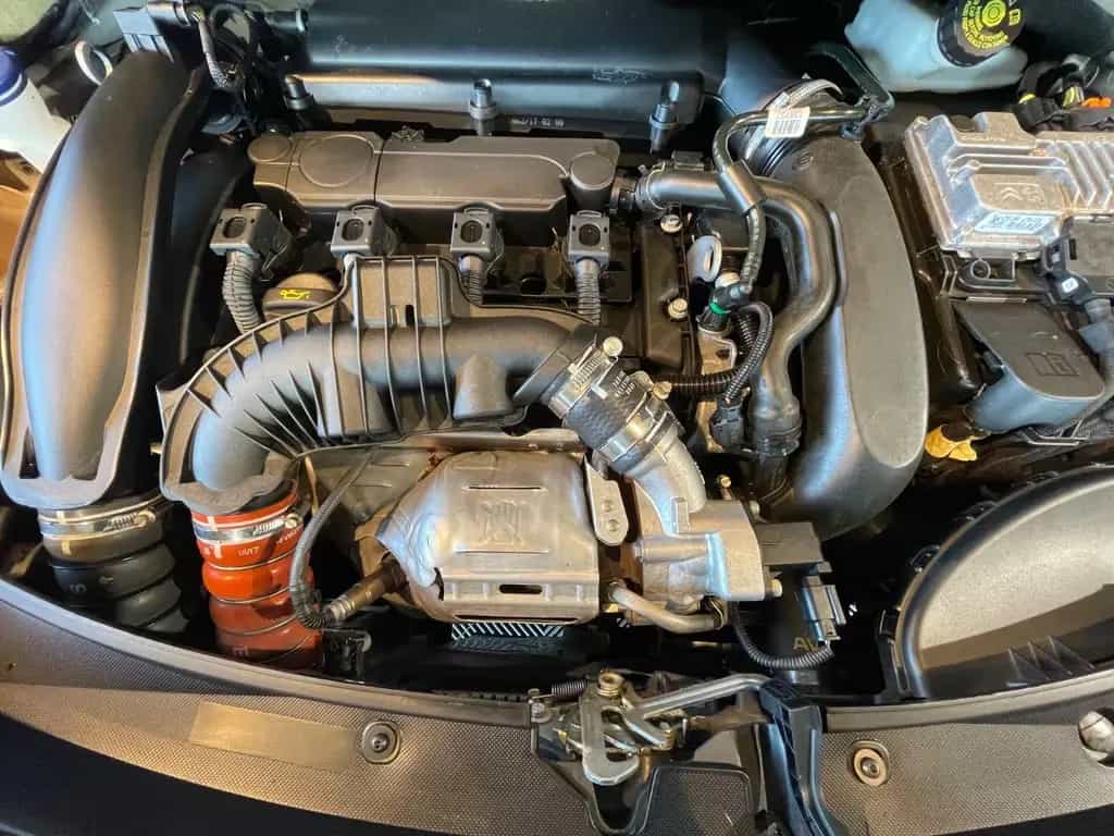 DS Automobiles DS3 1.6 THP Cabrio Sport Chic Leder Tempomat SHZ 04/2017-photo-31
