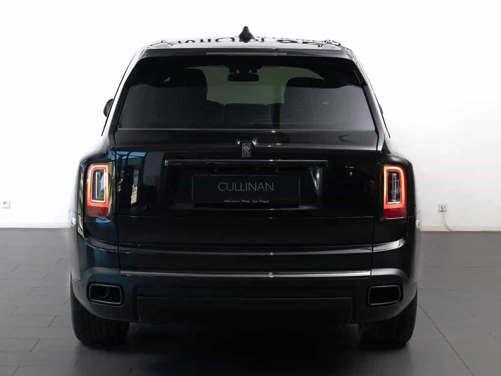 Rolls-Royce Cullinan Black Badge *NEW PRICE 09/2021-photo-4