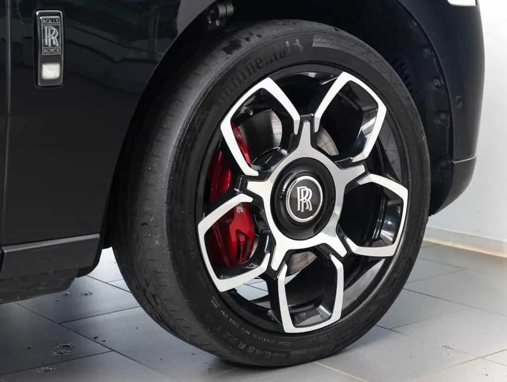 Rolls-Royce Cullinan Black Badge *NEW PRICE 09/2021-photo-6