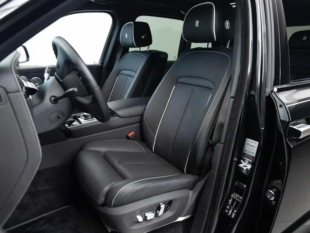 Rolls-Royce Cullinan Black Badge *NEW PRICE 09/2021-photo-8