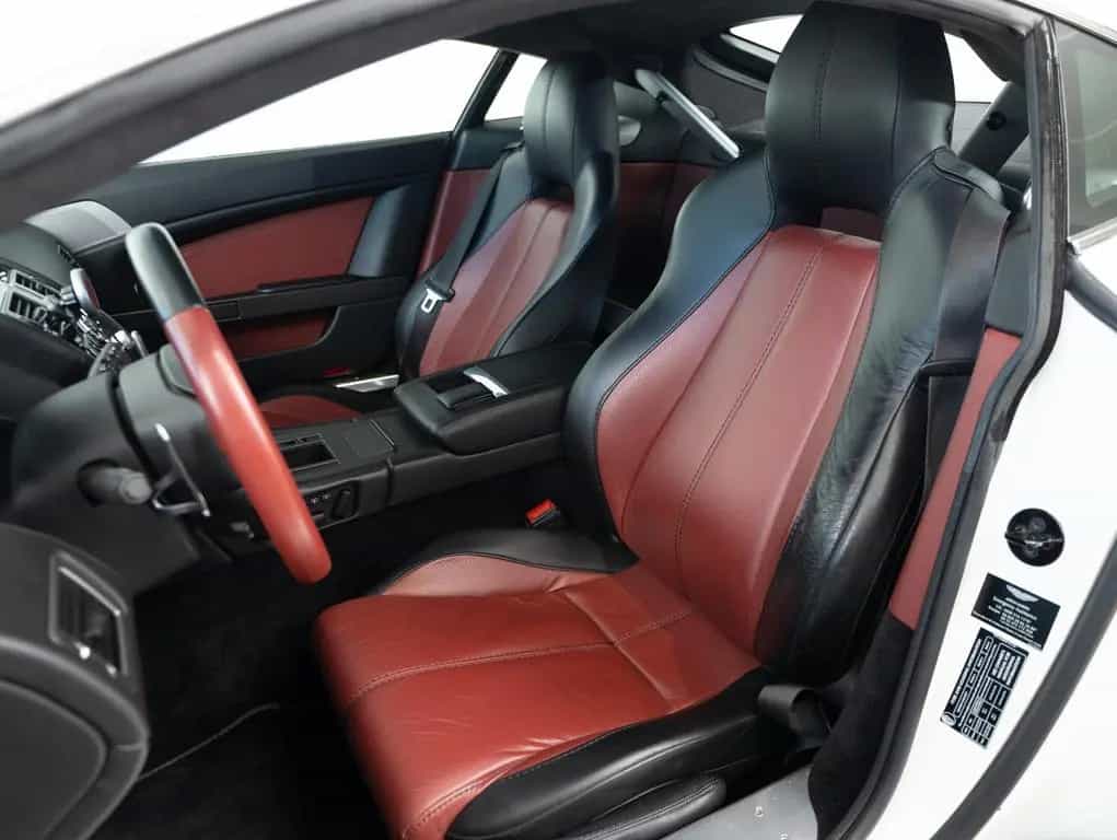 Aston Martin V8 Vantage 4.7l Sportshift, EU, service history 03/2010-photo-12