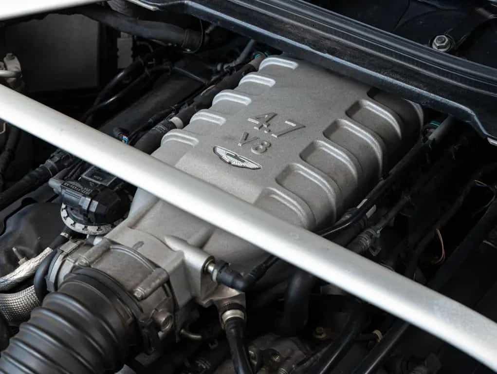 Aston Martin V8 Vantage 4.7l Sportshift, EU, service history 03/2010-photo-16