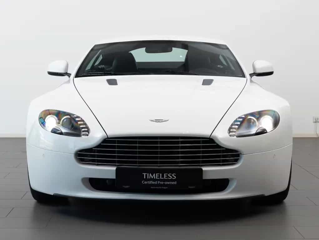 Aston Martin V8 Vantage 4.7l Sportshift, EU, service history 03/2010-photo-2