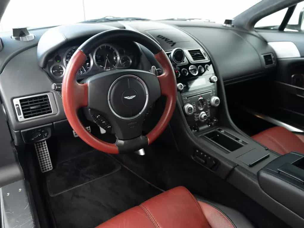 Aston Martin V8 Vantage 4.7l Sportshift, EU, service history 03/2010-photo-8