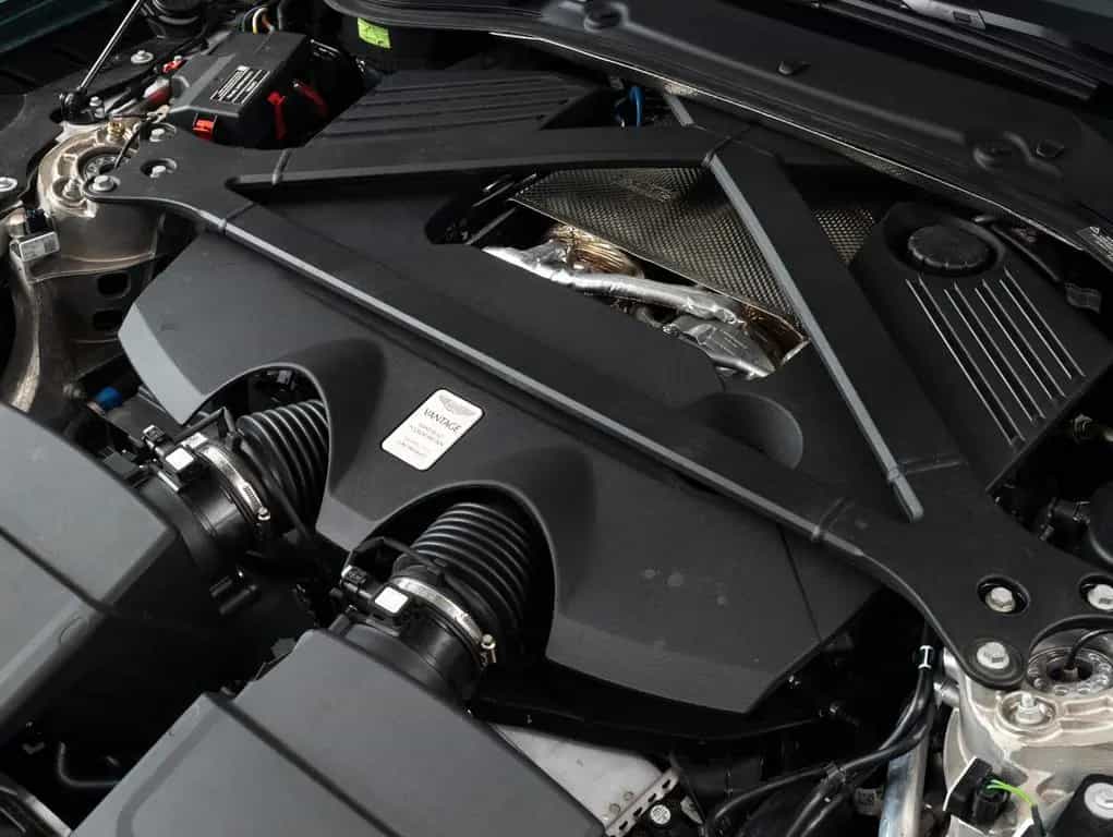 Aston Martin Vantage 25MY, 490kw 01/2025-photo-17