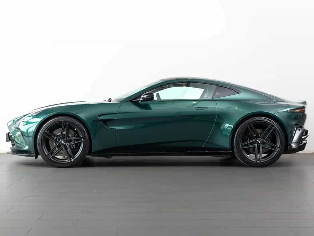 Aston Martin Vantage 25MY, 490kw 01/2025-photo-3