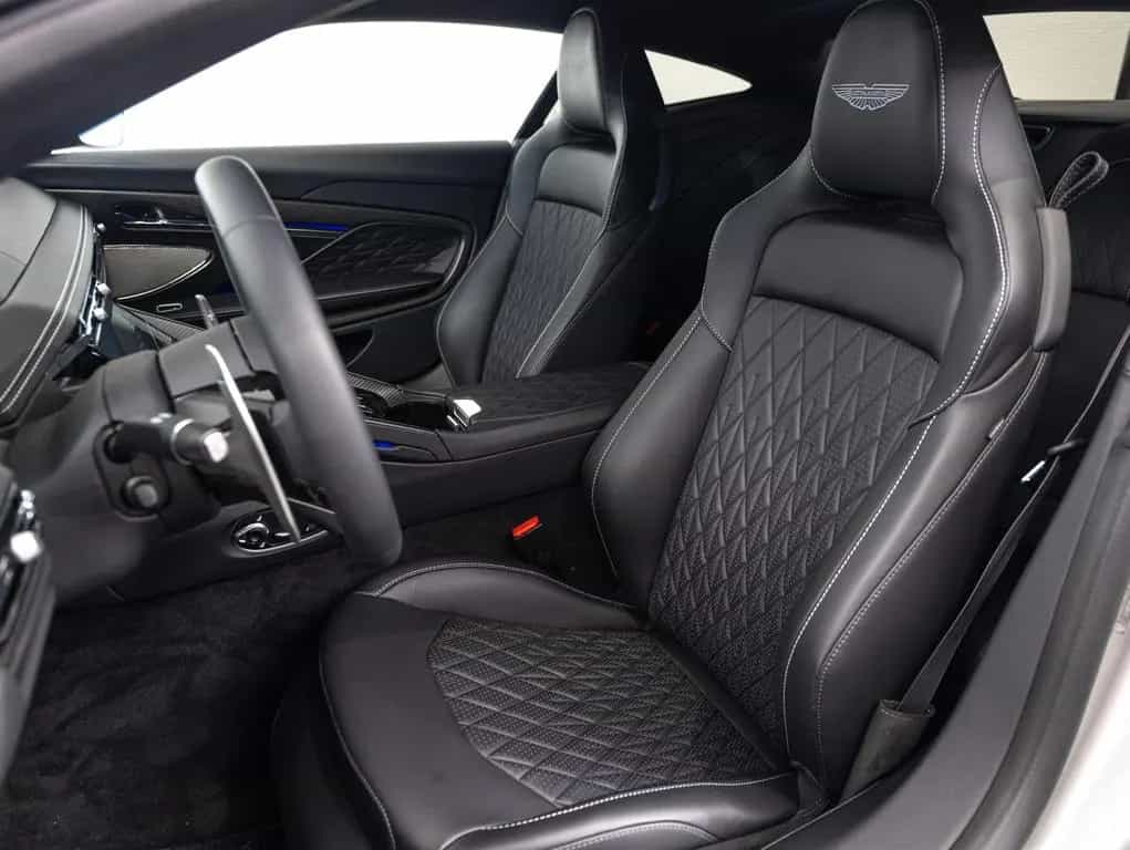 Aston Martin DB12 4.0 V8, 25MY, PPF 04/2025-photo-13