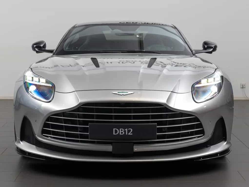 Aston Martin DB12 4.0 V8, 25MY, PPF 04/2025-photo-3