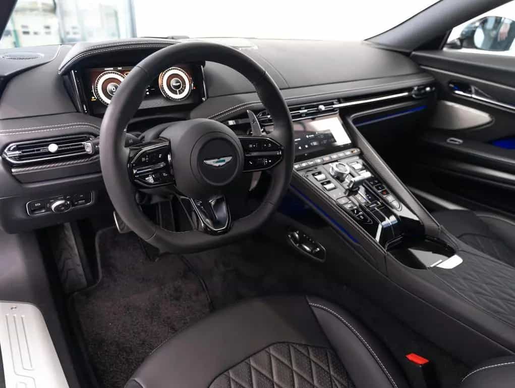Aston Martin DB12 4.0 V8, 25MY, PPF 04/2025-photo-8