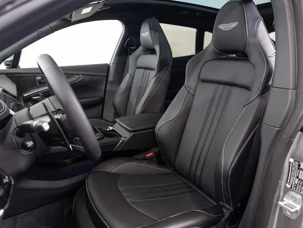 Aston Martin DBX707 25MY, B&W, PPF 01/2025-photo-13