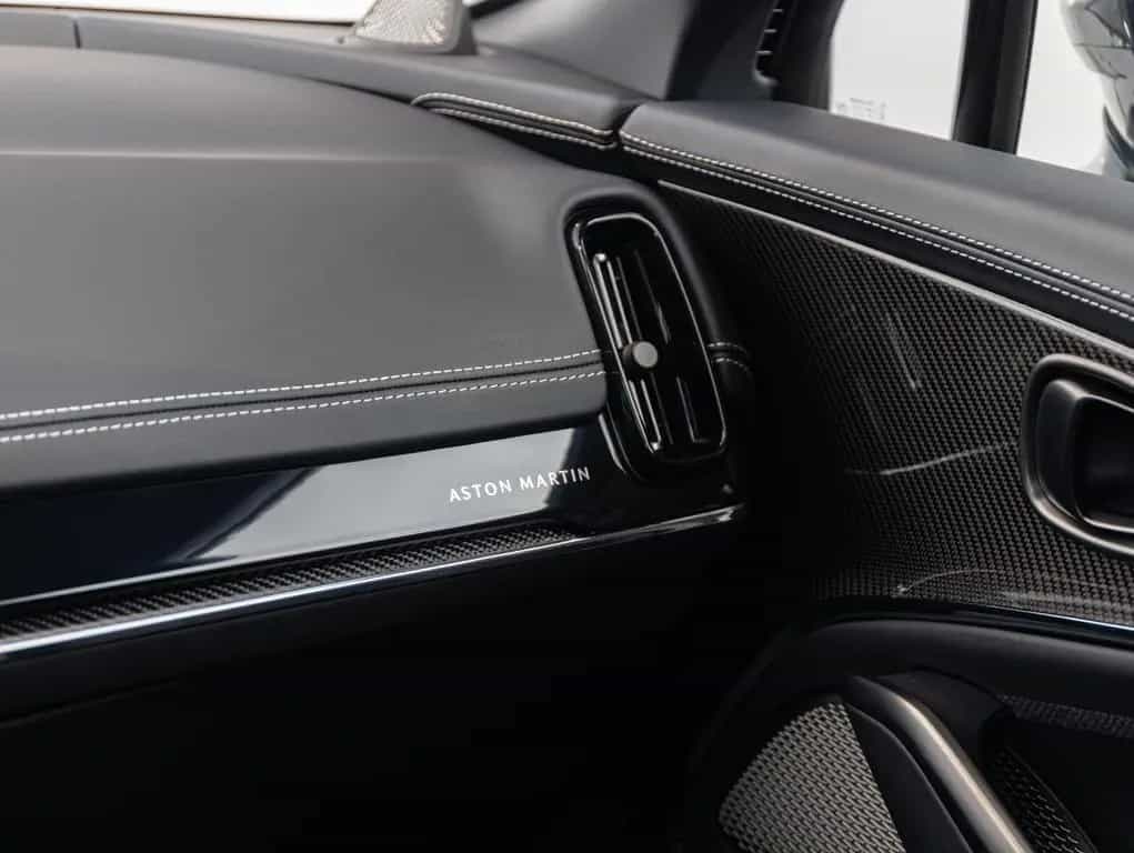 Aston Martin DBX707 25MY, B&W, PPF 01/2025-photo-17