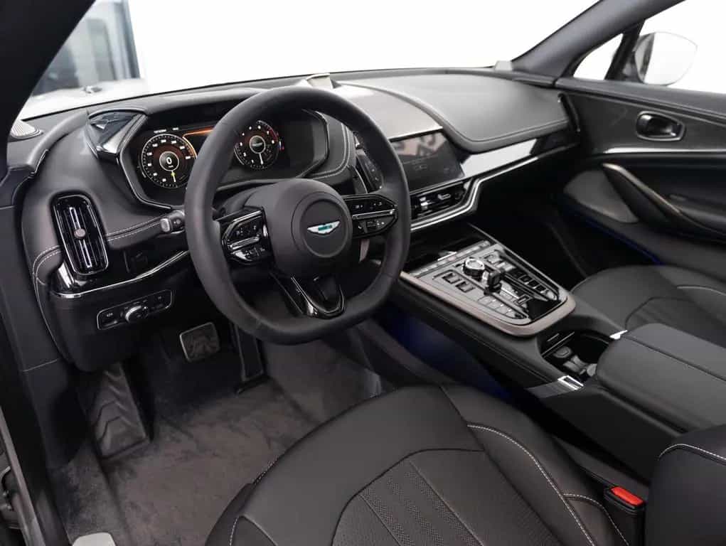 Aston Martin DBX707 25MY, B&W, PPF 01/2025-photo-8