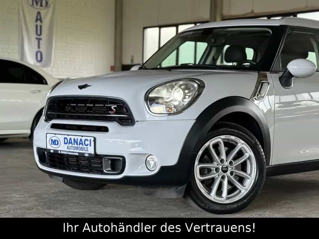 MINI Cooper S Countryman Cooper S*Pano*Xenon*NAVI*PTS 02/2015-photo-3