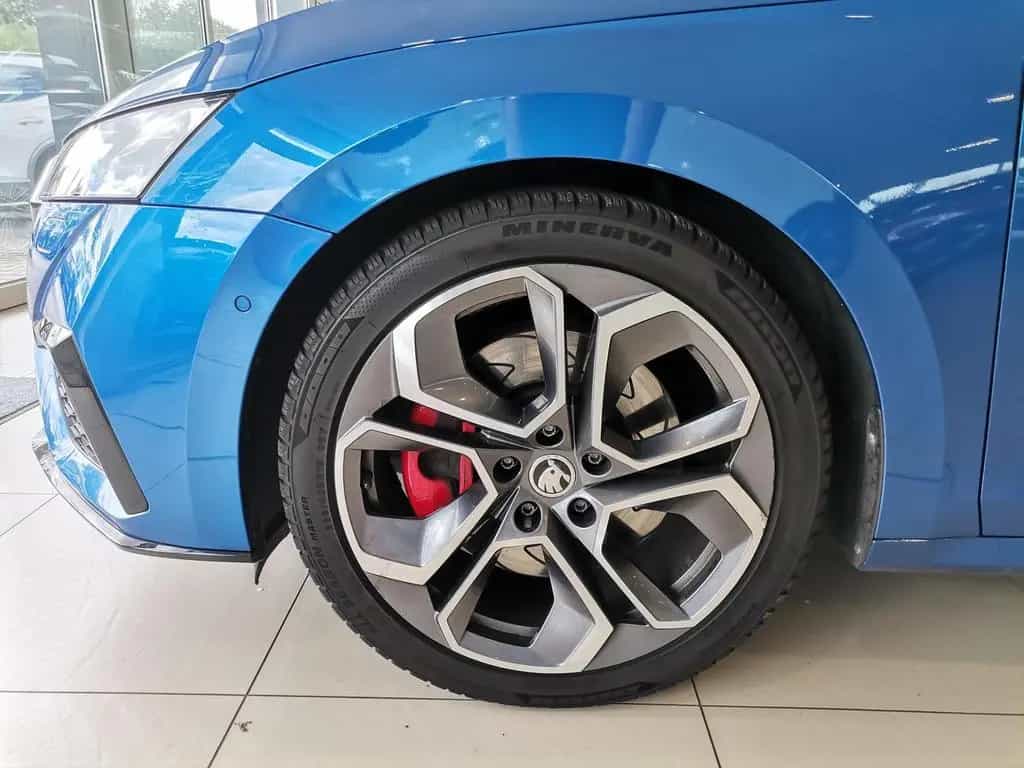 Skoda Octavia 2.0 TSI DSG RS AHZV|Matrix|Navi|ACC 02/2021-photo-7