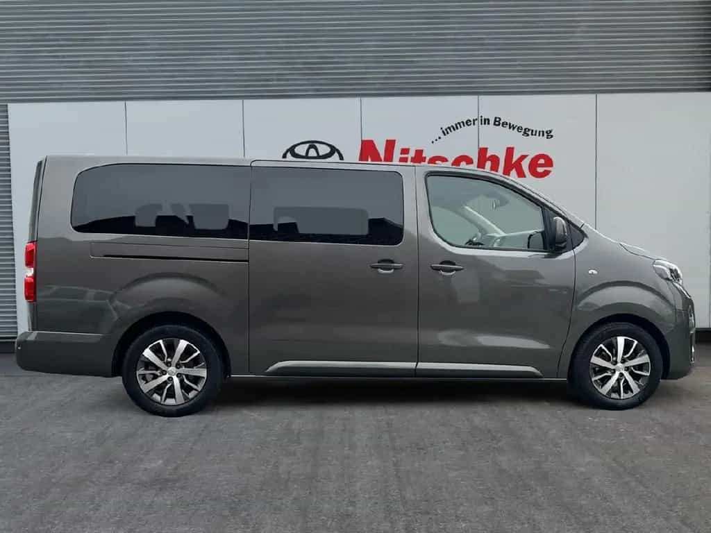 Toyota Proace (Verso) 2.0 D-4D L2 Shuttle Plus 05/2022-photo-5