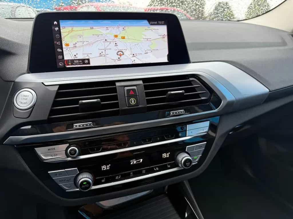 BMW X3 xDrive 20 d Advantage 07/2021-photo-11