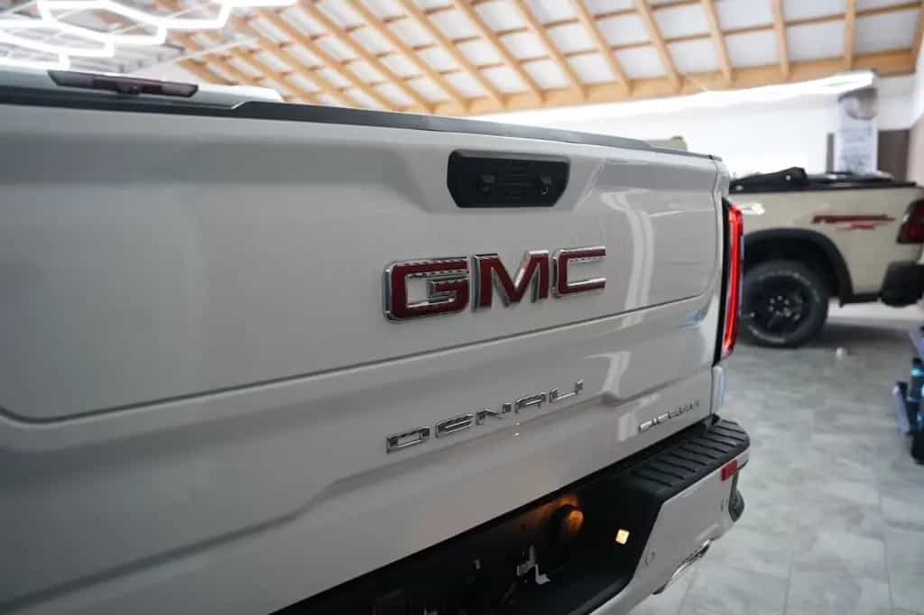 GMC Sierra Denali 3.0D Duramax null-photo-10