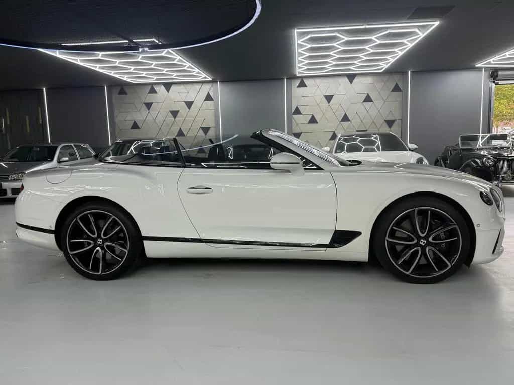 Bentley Continental GTC 4.0 V8 4WD*22ZOLL*CAM* 07/2021-photo-1