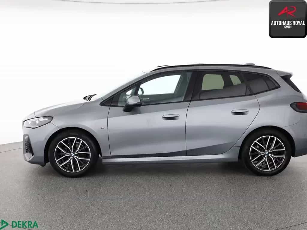 BMW 220 Active Tourer i M SPORT HUD,360GRAD,PANO,ACC 02/2022-photo-1