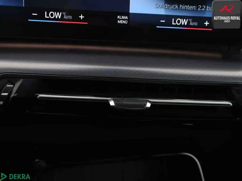 BMW 220 Active Tourer i M SPORT HUD,360GRAD,PANO,ACC 02/2022-photo-21