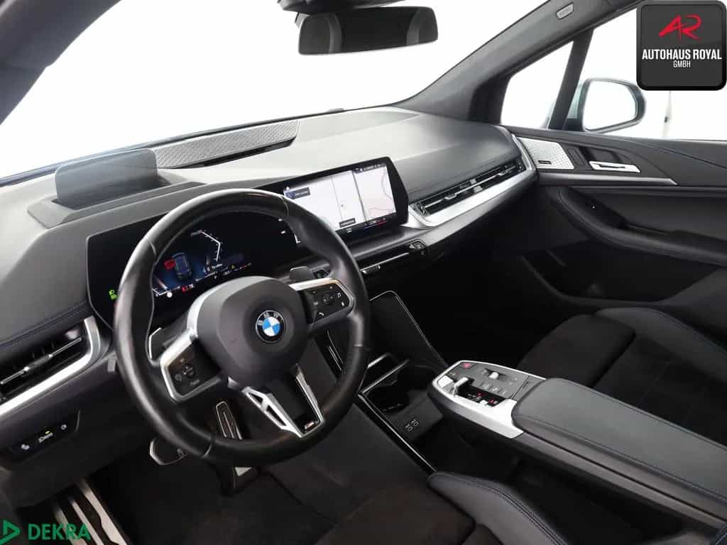 BMW 220 Active Tourer i M SPORT HUD,360GRAD,PANO,ACC 02/2022-photo-8