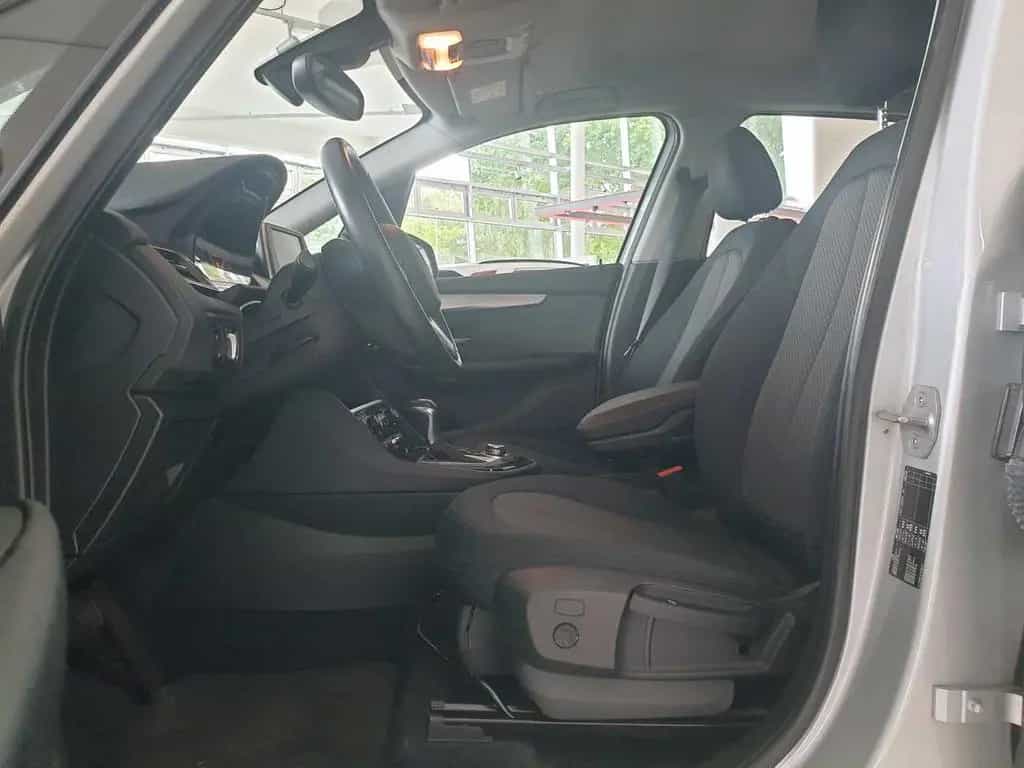BMW 2 Series 220i Active Tourer AUTOMATIK | NAV | SHZ | 8Fach 03/2016-photo-11