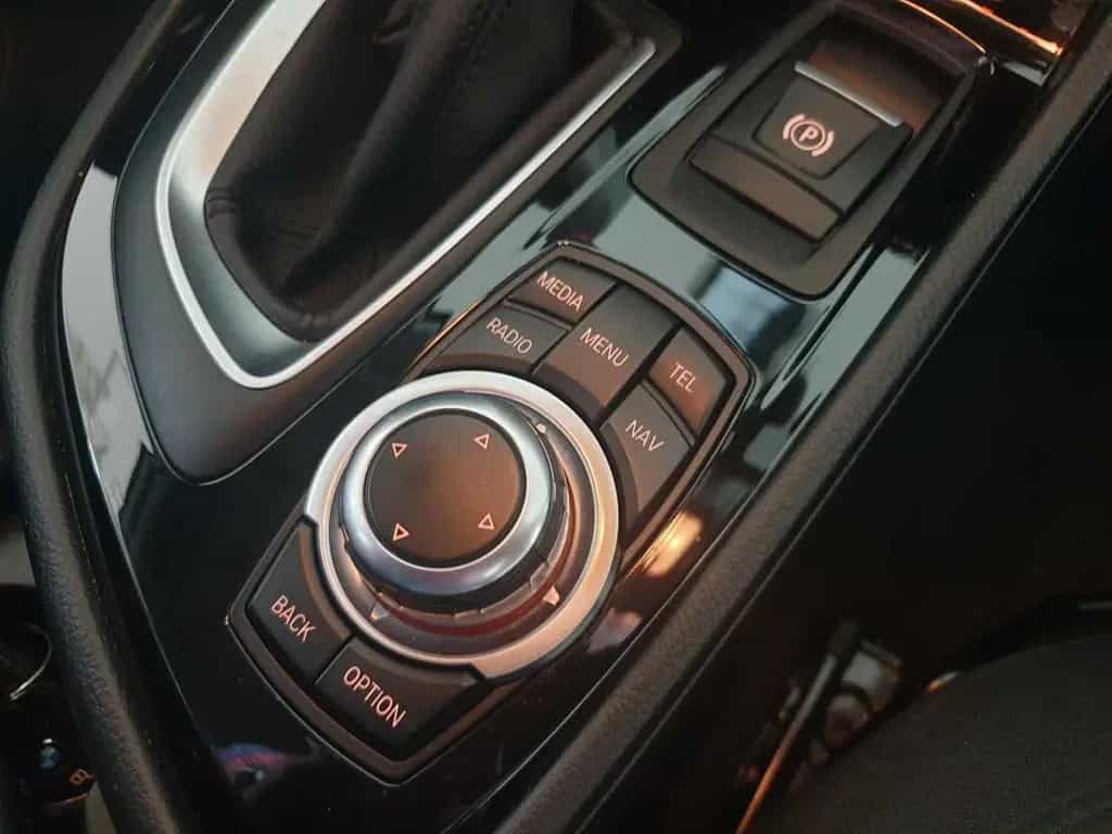 BMW 2 Series 220i Active Tourer AUTOMATIK | NAV | SHZ | 8Fach 03/2016-photo-20