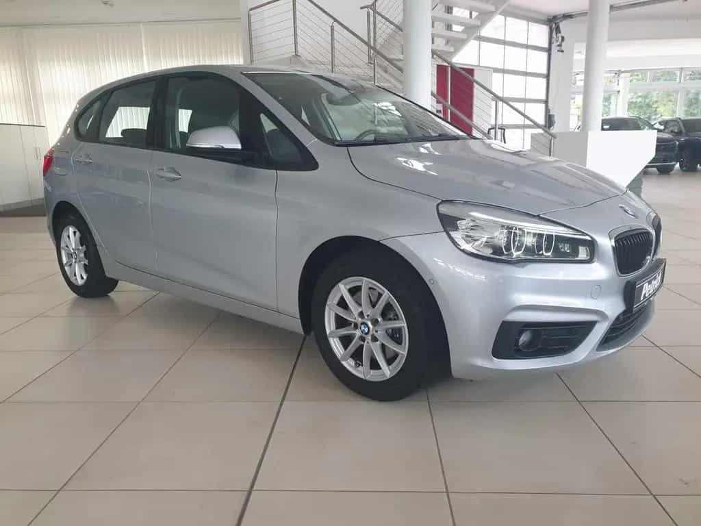 BMW 2 Series 220i Active Tourer AUTOMATIK | NAV | SHZ | 8Fach 03/2016-photo-5