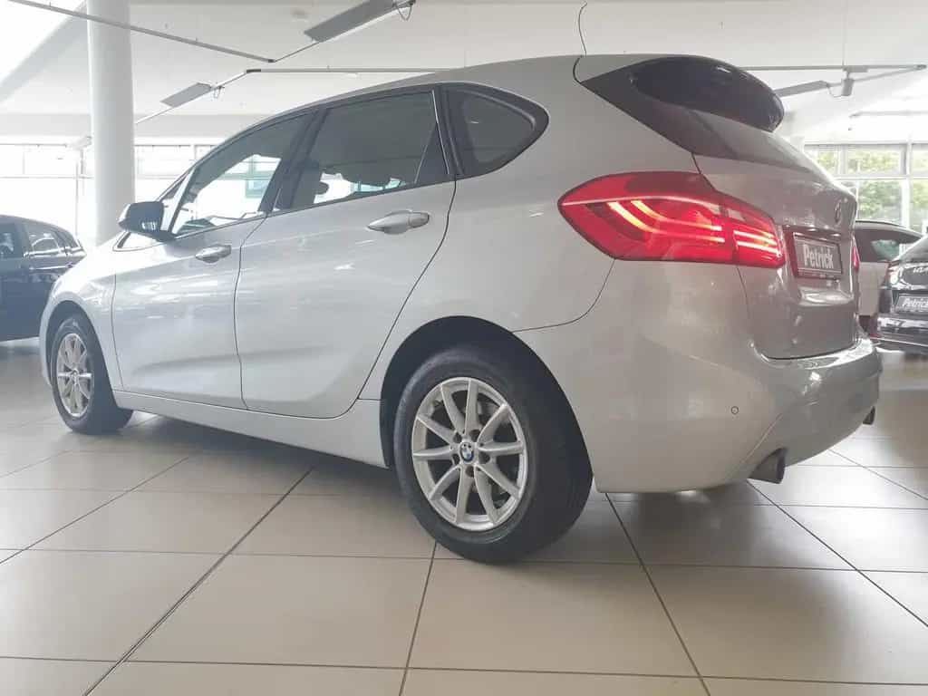 BMW 2 Series 220i Active Tourer AUTOMATIK | NAV | SHZ | 8Fach 03/2016-photo-9