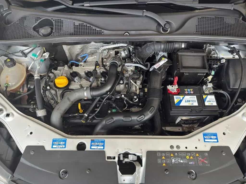 Dacia Dokker Stepway Celebration 1.2 TCE Navi*Kamera*S 07/2017-photo-16
