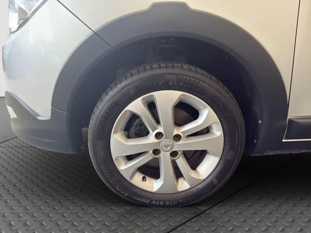 Dacia Dokker Stepway Celebration 1.2 TCE Navi*Kamera*S 07/2017-photo-17