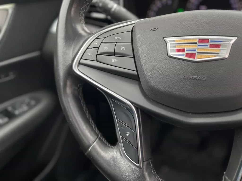 Cadillac XT5 Luxury AWD I CAR-PLAY I BOSE I PANO I AHK-2T 12/2018-photo-11