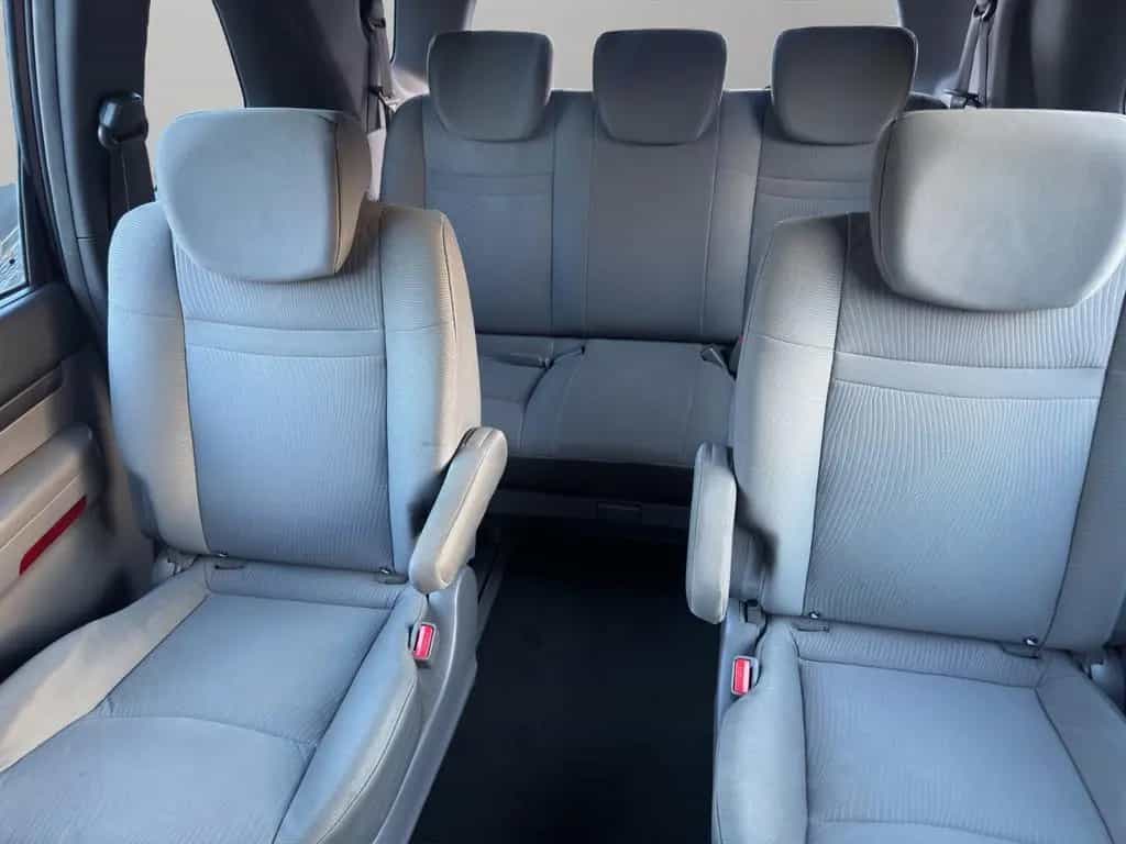 Ssangyong Rodius 2.0 e-XDi 200 Quartz 7-Sitzer AHK 10/2014-photo-9