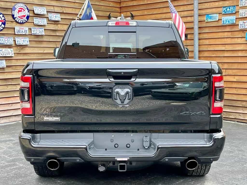 Dodge RAM 1500 Sport 5,7L 12´´ Navi 4x4 AHK LPG 06/2022-photo-11