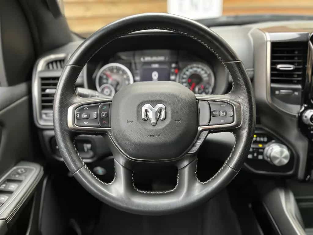 Dodge RAM 1500 Sport 5,7L 12´´ Navi 4x4 AHK LPG 06/2022-photo-18