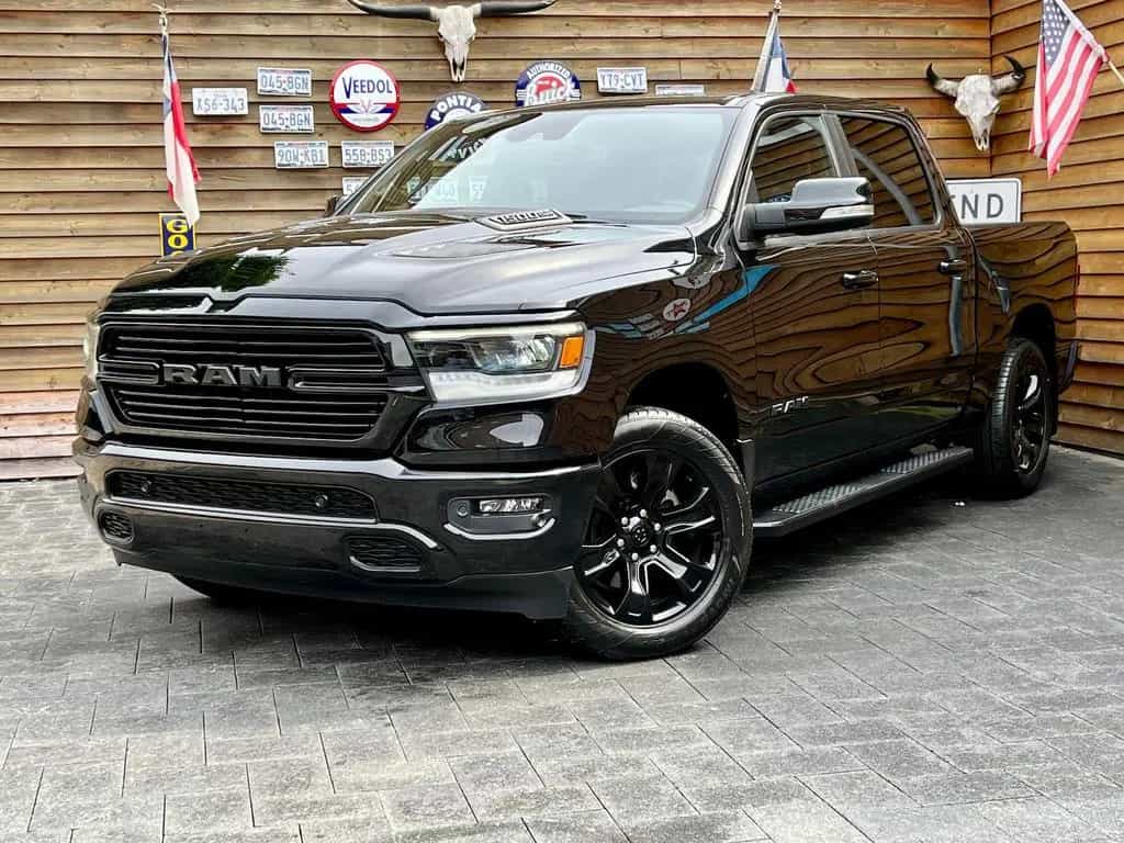 Dodge RAM 1500 Sport 5,7L 12´´ Navi 4x4 AHK LPG 06/2022-photo-5