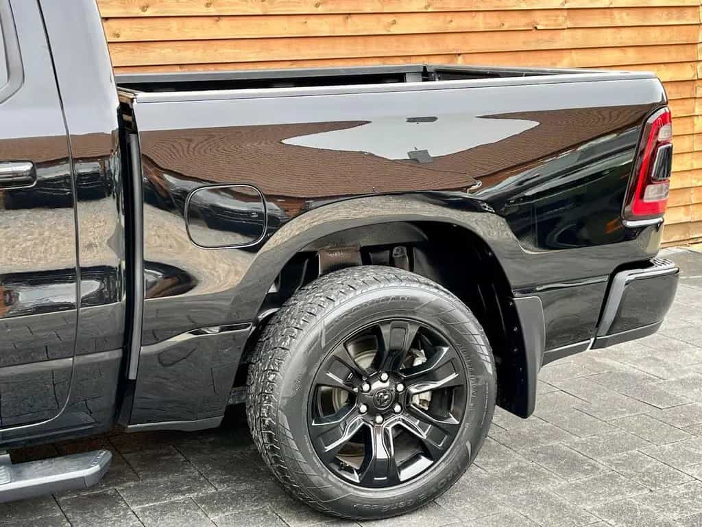 Dodge RAM 1500 Sport 5,7L 12´´ Navi 4x4 AHK LPG 06/2022-photo-7