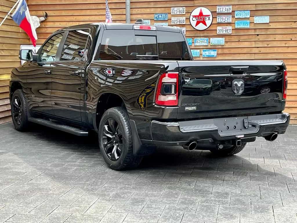 Dodge RAM 1500 Sport 5,7L 12´´ Navi 4x4 AHK LPG 06/2022-photo-9