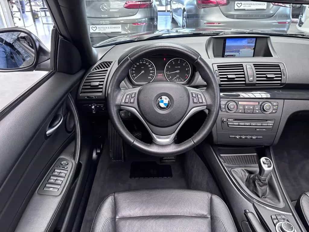 BMW 1 Series 120 CABRIO KLIMA+LEDER+NAVI+XENON+ALLWETTER+ALU+ 11/2012-photo-4