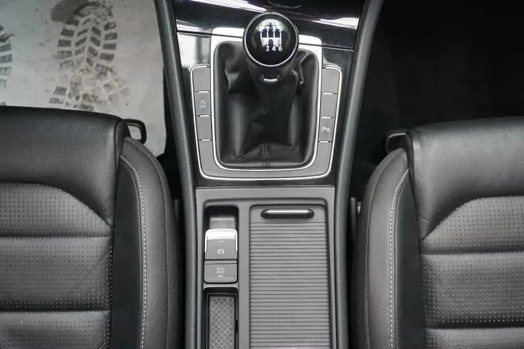 Volkswagen Golf VII Variant Highline LED, LEDER, AHZV, PDC 11/2017-photo-10