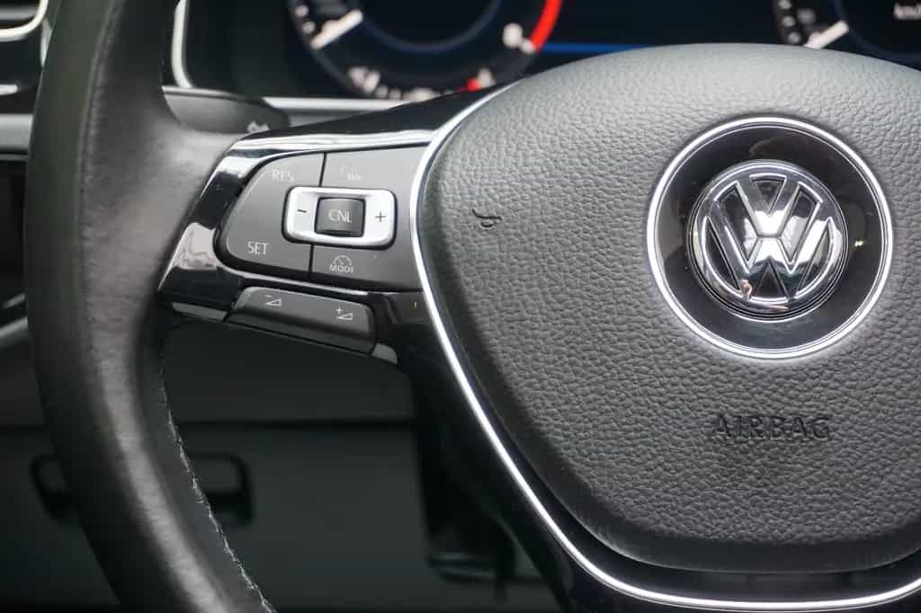 Volkswagen Golf VII Variant Highline LED, LEDER, AHZV, PDC 11/2017-photo-12