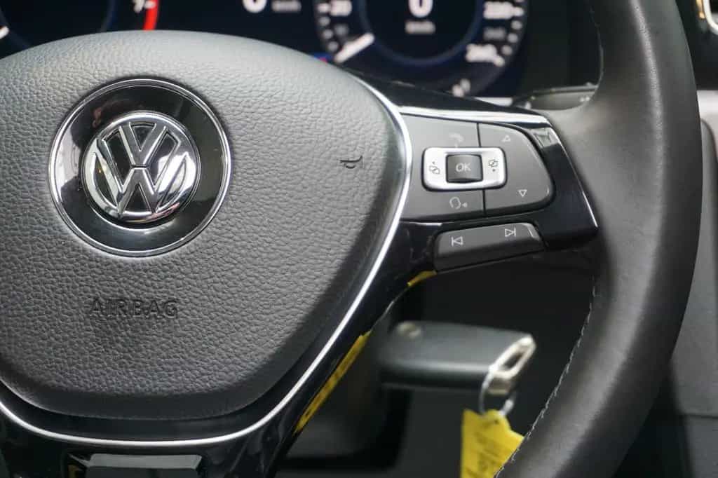 Volkswagen Golf VII Variant Highline LED, LEDER, AHZV, PDC 11/2017-photo-13