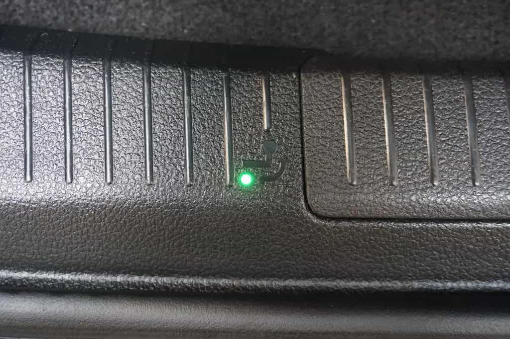 Volkswagen Golf VII Variant Highline LED, LEDER, AHZV, PDC 11/2017-photo-22