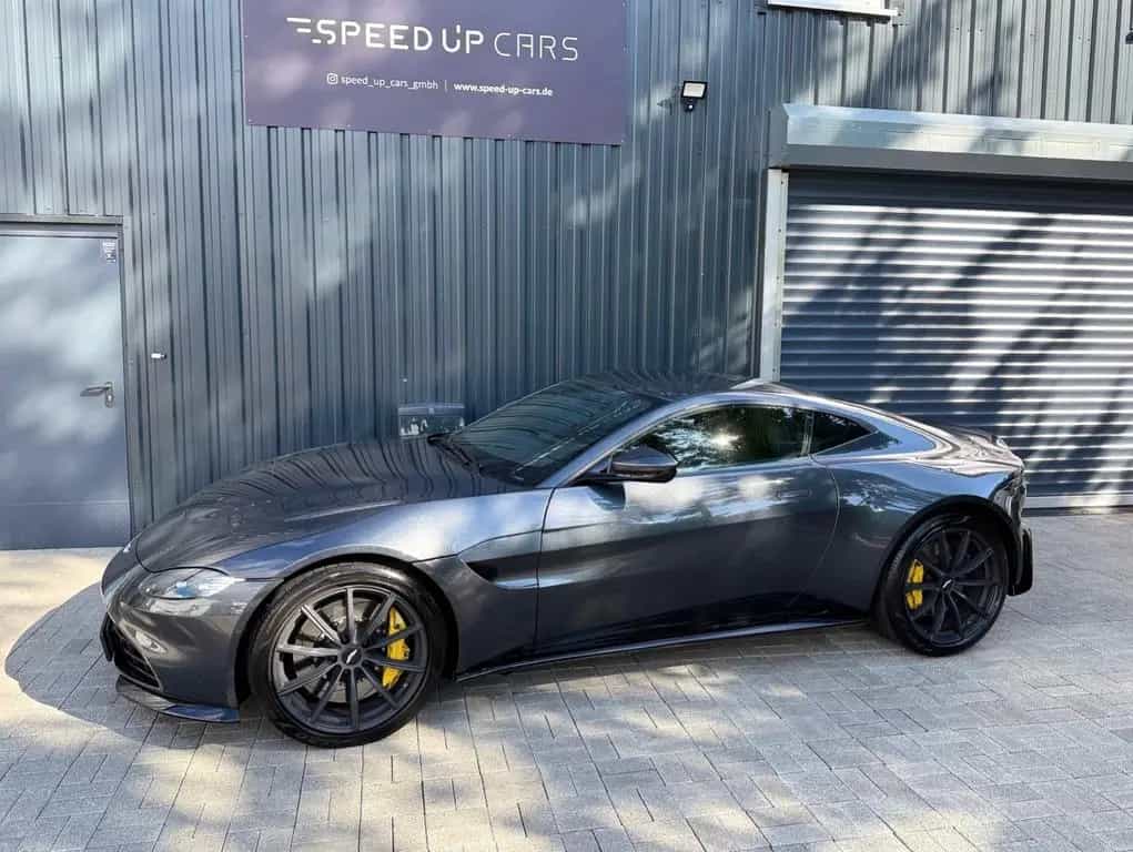 Aston Martin V8 Vantage 4.0 V8 360Kam Sport Plus Pack Carbon 08/2021-photo-2