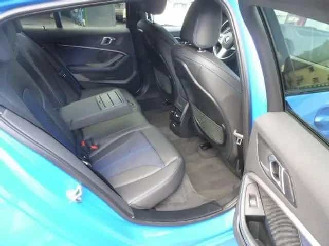 BMW 1 Series 118 118 d M Sport Paket 1-Hand Frauenfahrzeug 01/2020-photo-16