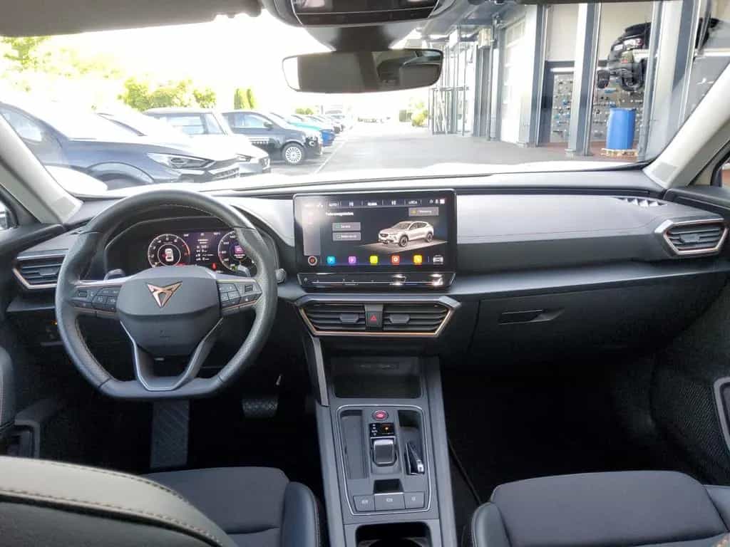 Cupra Formentor LED SHZ ACC PDC 360Grad Navi Keyless C 05/2023-photo-11