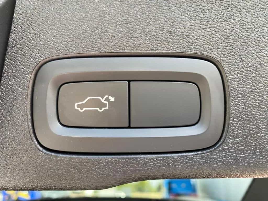 Volvo XC60 B5 AWD R Design 21" ACC DAB LUFT LHZ STDHZ 12/2019-photo-10