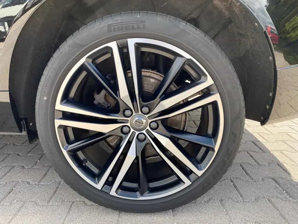 Volvo XC60 B5 AWD R Design 21" ACC DAB LUFT LHZ STDHZ 12/2019-photo-11