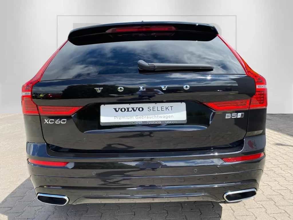 Volvo XC60 B5 AWD R Design 21" ACC DAB LUFT LHZ STDHZ 12/2019-photo-3