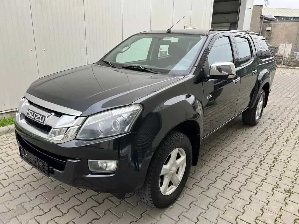 Isuzu D-Max Double Cab AWD Basis.Klima.AHK 10/2016-photo-0